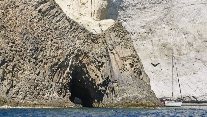 Milos: South Coast Private RIB Cruise With Kleftiko Visit - Kleftiko Landscape