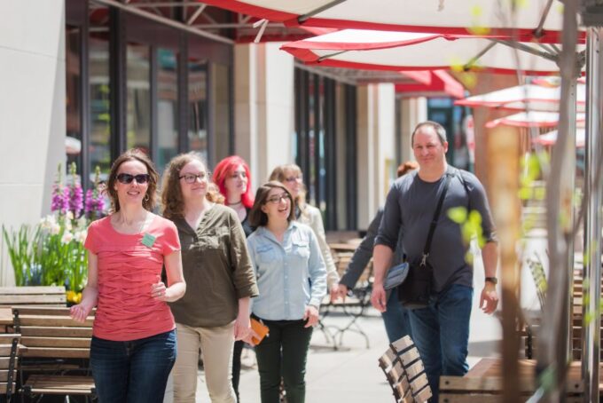 Milwaukee: Around the Ward in 90 Minutes - Gratuities and Weather