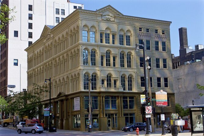 Milwaukee Historic Downtown Self Guided Walking Tour - Summary: The Value of a Self-Guided Milwaukee Experience