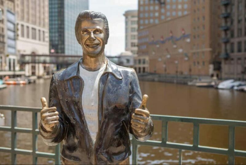 Milwaukee: Local Food Tour of 5 Delicacies & a Secret Dish - What to Expect from the Itinerary