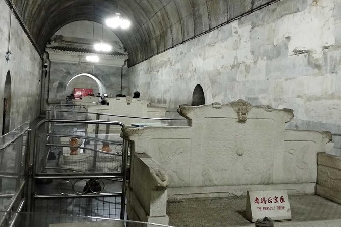 Ming Tomb Plus Mutuanyu Great Wall Coach Tour - Tour Schedule