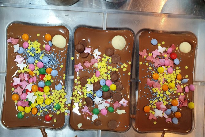 Mini Chocolatier Workshop - Personalized Chocolate Bars