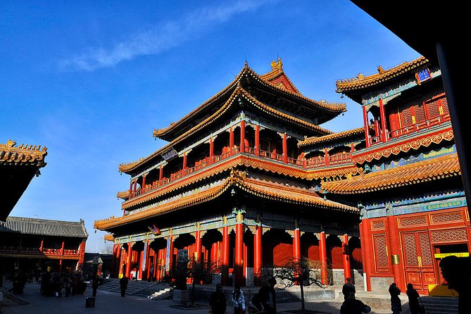 Mini Group Tour: Jingshan Hill, Beihai Park, Prince Kungs Mansion, Lama Temple - Beihai Park