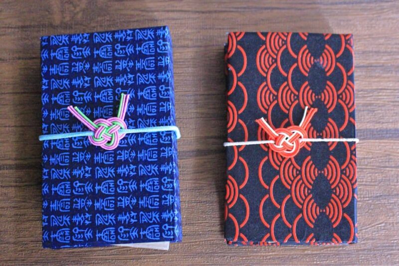 Mini Origami Lamp and Mizuhiki Knot Belt Workshop in Ueno - Unique Art Piece to Take Home