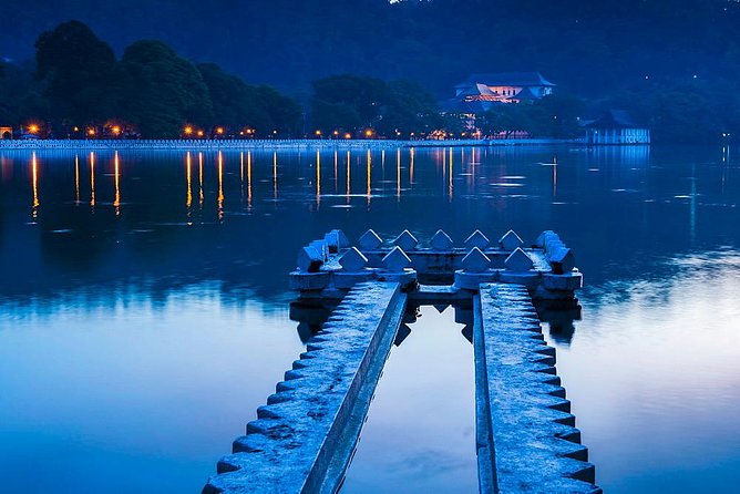 Mini Sri Lanka Tour 4 Nights 5 Days for Couple Price - Transportation Details