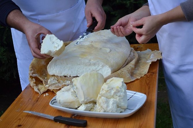 Mini Tour: National Parks of Theth & Valbone - 4 Days - Dining Experiences