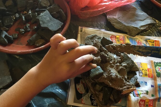 Miniature Schist House Workshop - Exploring Cerdeiras Charm