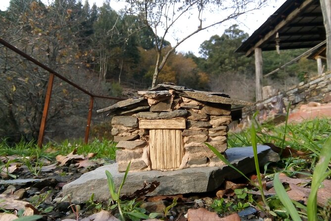 Miniature Schist House Workshop - Discovering Miniature Schist Homes