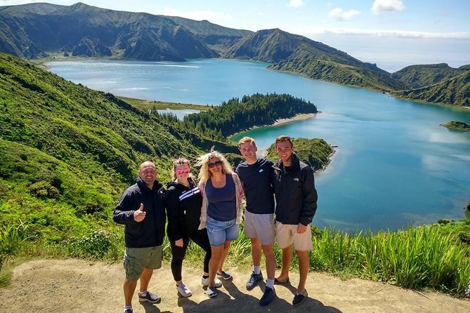 Minibus – Lake Tour – Sete Cidades / Lagoa Do Fogo – Full Day (Shared) - Visiting Lagoa Do Fogo