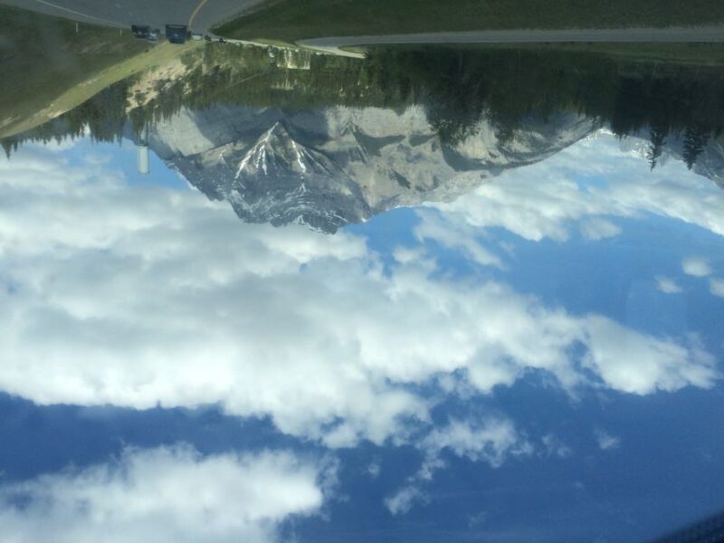 Minivan Airport Shuttle: Banff <---> Calgary - Pickup and Meeting Details