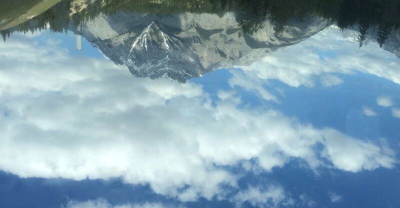 Minivan Airport Shuttle: Canmore <---> Calgary - Pickup Information