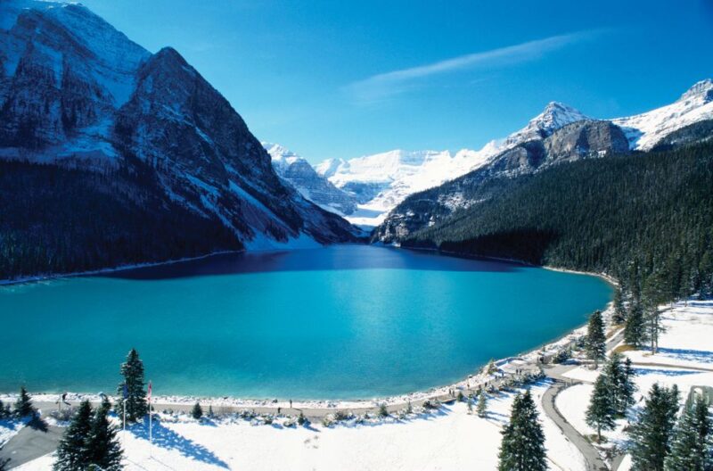 Minivan Airport Shuttle: Lake Louise <---> Calgary - Simplified Travel Process