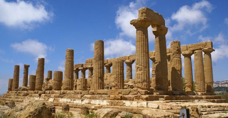 Minivan Tour From Siracusa to Agrigento and Scala Dei Turchi - Key Points
