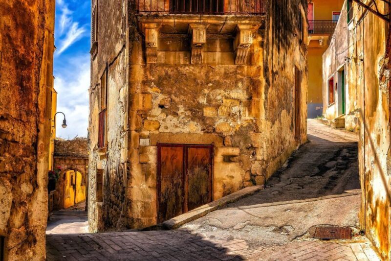 Minivan Tour From Siracusa to Noto, Ragusa and Modica - Visiting Noto