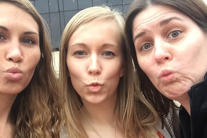 Minneapolis City Scavenger Hunt Excursion by 3Quest Challenge - Capturing Memorable Moments