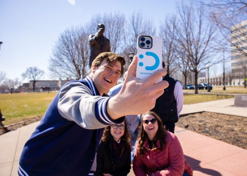 Minneapolis: History and 4-Bar Crawl Guided Walking Tour - Highlights of the Experience