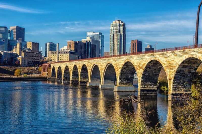 Minneapolis Marvels: A European's Cultural Walk - Nicollet Mall & South 8th Street