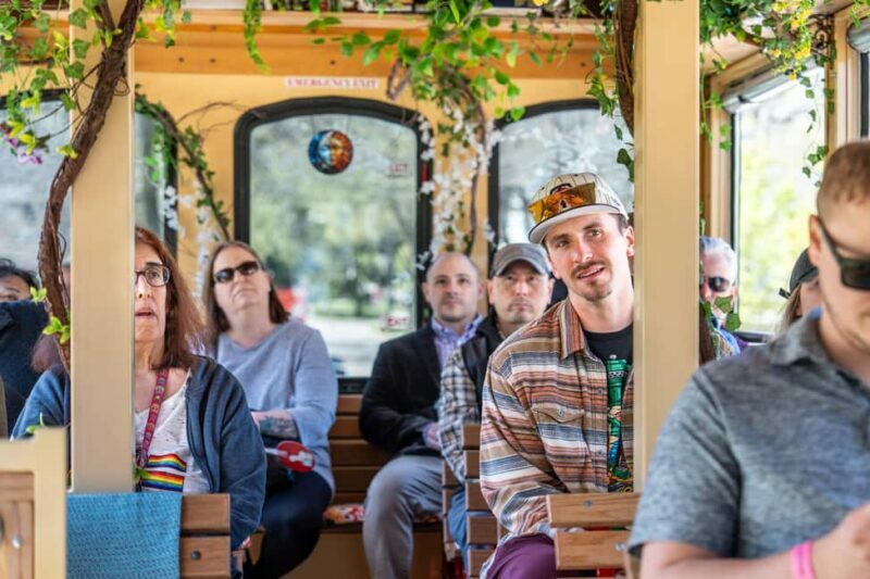 Minneapolis Narrated Sightseeing Scenic Tour - An Inside Look at the Minneapolis Narrated Sightseeing Scenic Tour