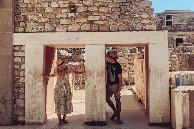 Minoan Crete From 3.000 Bc: Knossos Palace & Museum With Wineries From Heraklion - Local Wineries