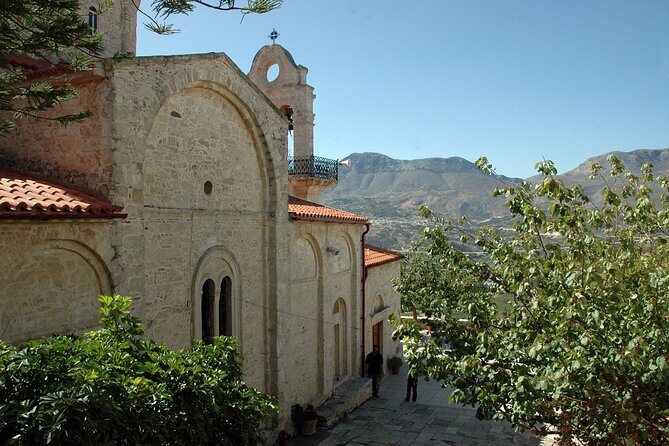 Minoan Luxuries: Ancient Palaces, Messara Wine Routes & Matala - Visiting the Bohemian Matala