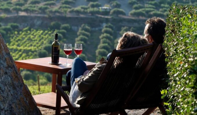 Minoan Luxuries: Ancient Palaces, Messara Wineries & Matala - Personalized Tour Experiences