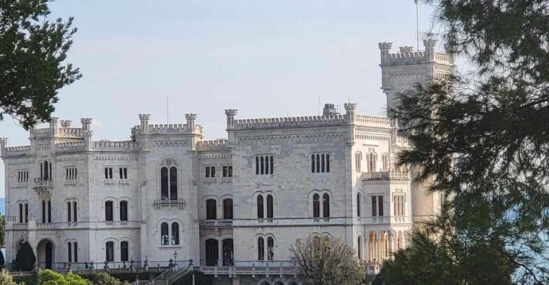 Miramare: the Most Romantic, Beautiful and Sad Castle. - Architectural Highlights