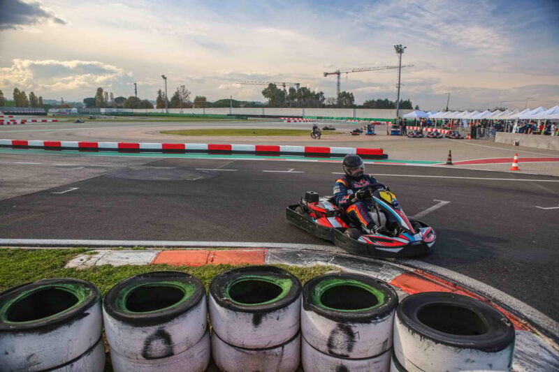 Misanino: 20-Minute Go-Karting Race With Qualifying Laps - Race Format and Structure