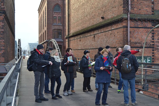 Mister X Hamburg Tour City Tour, Hunting and Games - Educational Sightseeing Highlights