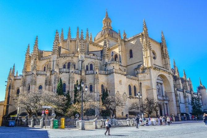 Mix & Save: Full Day Tour to Toledo and Segovia - Inclusions