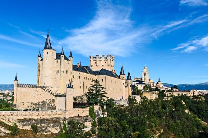 Mix & Save: Full Day Tour to Toledo and Segovia - Meeting and Pickup
