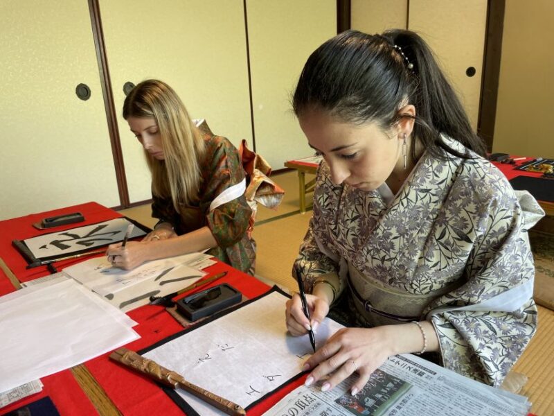 Miyajima: Cultural Experience in a Kimono - Cultural Activities