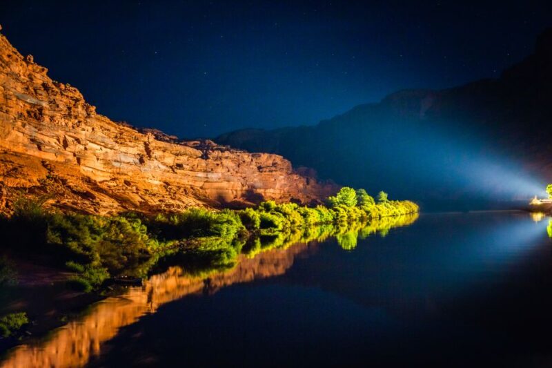Moab: Colorado River Dinner Cruise With Music and Light Show - Experience Details