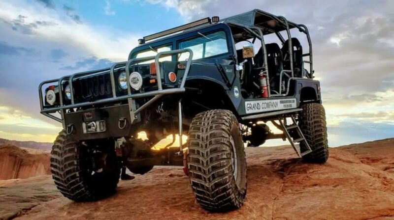Moab: Hells Revenge Beast 4x4 Adventure Tour - Tour Stops and Activities