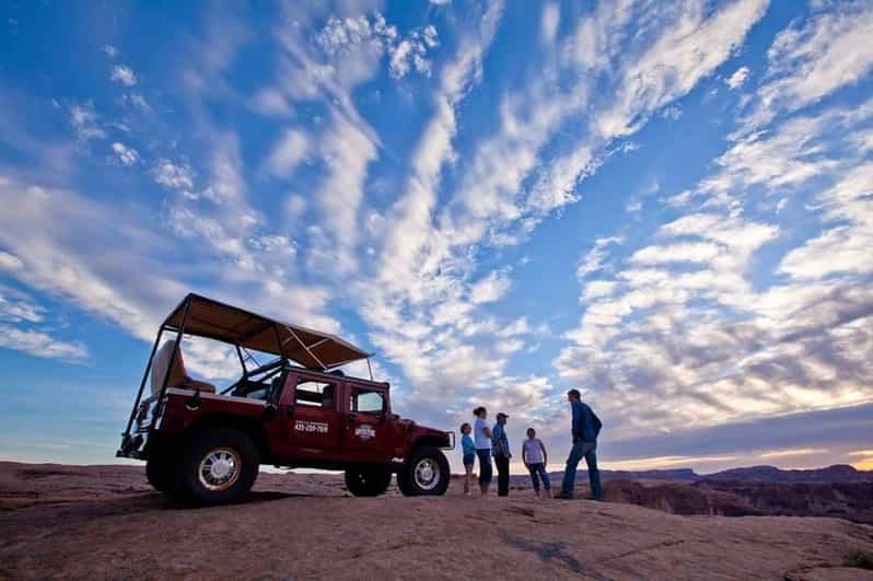 Moab: Hells Revenge Hummer Safari Adventure - Scenic Highlights