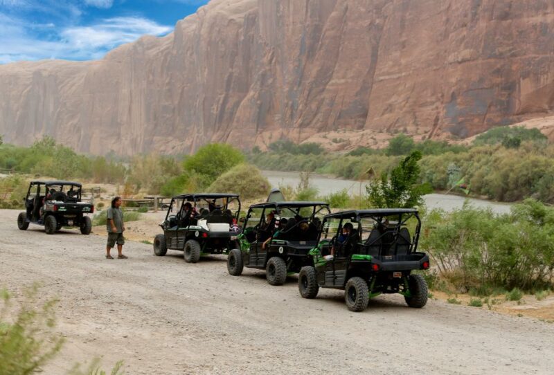 Moab: Hurrah Pass 4x4 Driving Adventure - Vehicle Type and Features