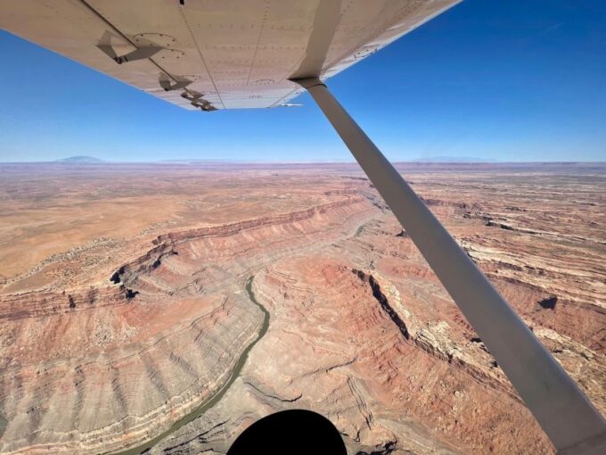Moab: Monument Valley & Canyonlands Airplane Combo Tour - Photography Opportunities