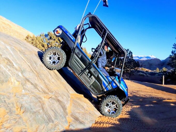 Moab: Self-Drive 2.5-Hour Hells Revenge 4x4 Guided Tour - Scenic Highlights
