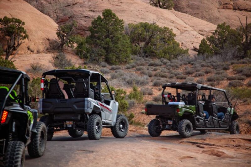 Moab: Self-Driven Guided Sunset UTV Tour to Fins N Things - Capture Breathtaking Sunsets