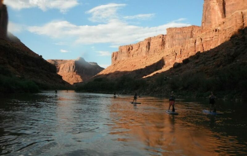 Moab: Stand-Up Paddleboard with small rapids on Colorado - An Overview of the Moab Paddleboard Adventure
