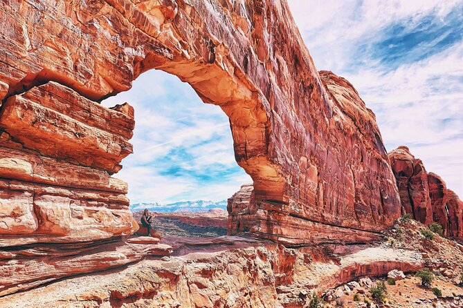 Moabs Best Arches Airplane Tour - Complimentary Offerings and Amenities