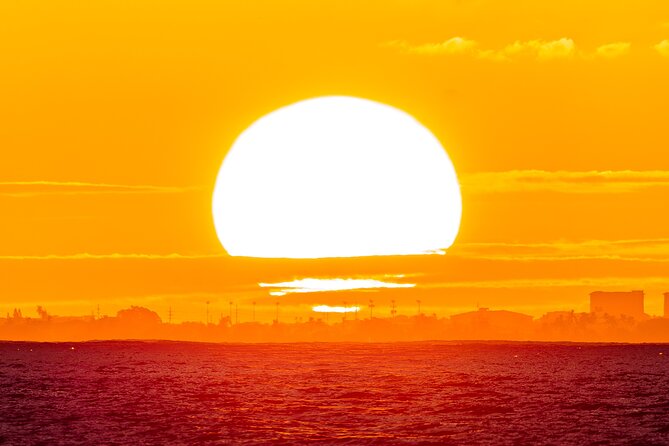 Moana'S Sunset Cocktail Sail Along Oahus Waikiki Coast - Visitor Recommendations