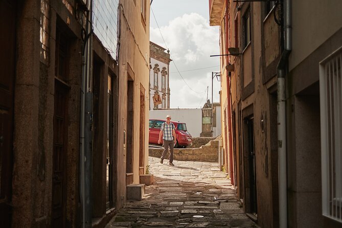 Mobile Photography Through Porto Hidden Streets - What To Expect