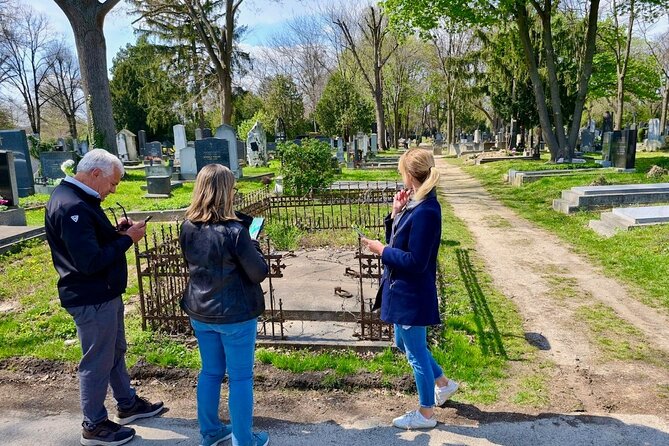 Mobile Puzzle Rally Tour at the Vienna Central Cemetery - Meeting Point and Pickup Locations