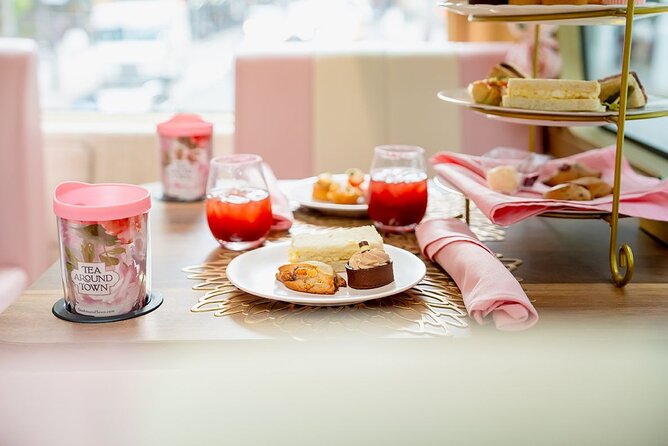Mobile Tea Room Experience in New York - Exploring the Mobile Tea Room