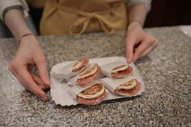 Modena Food Tour - Lambrusco and Tigelle Indulgence