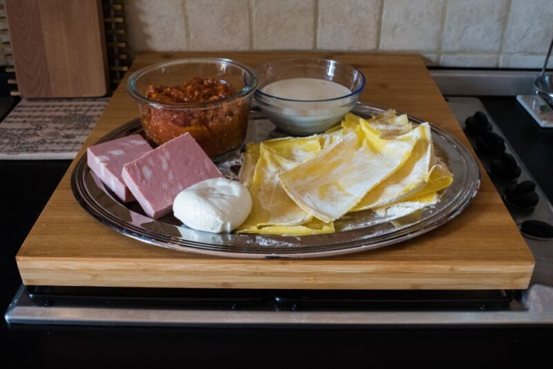 Modena: Italian Aperitivo at a Locals Home - Key Points