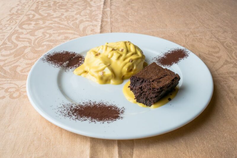 Modena: Private 4-Course Meal and Demo at a Locals Home - Meal Details