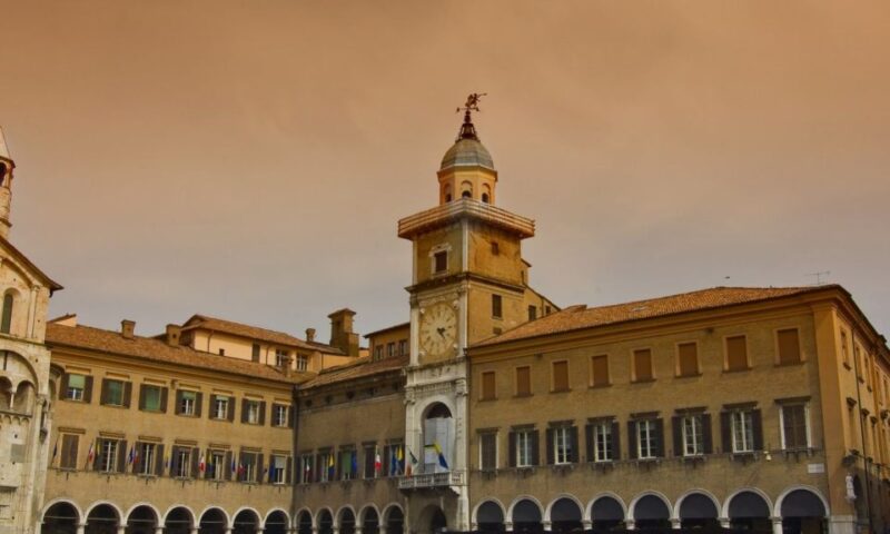 Modena: Private Walking Tour With a Guide - Highlights and Experience