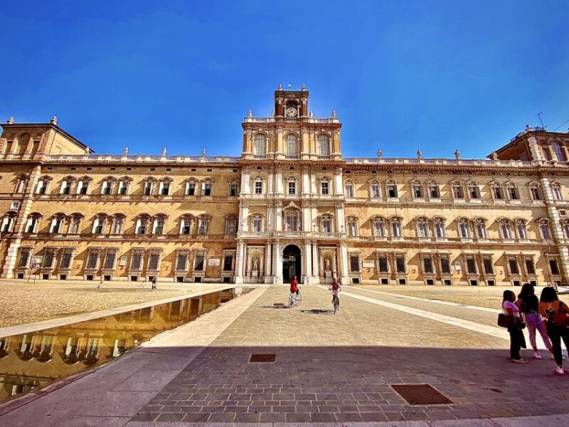 Modena: Private Walking Tour With a Guide - Walking Tour Duration