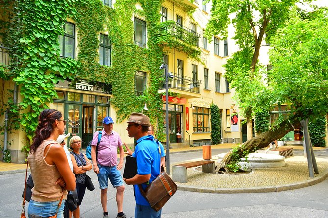 Modern Berlin Private Walking Tour: Diverse, Vibrant and Exciting German Capital - Vibrant Flea and Farmers Markets